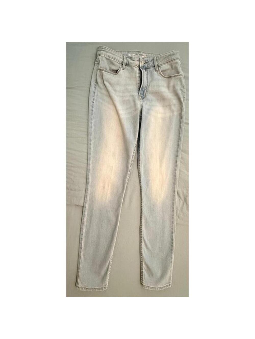 EUC Women's Old Navy High Rise Wow Super Skinny Size 8 Long EUC